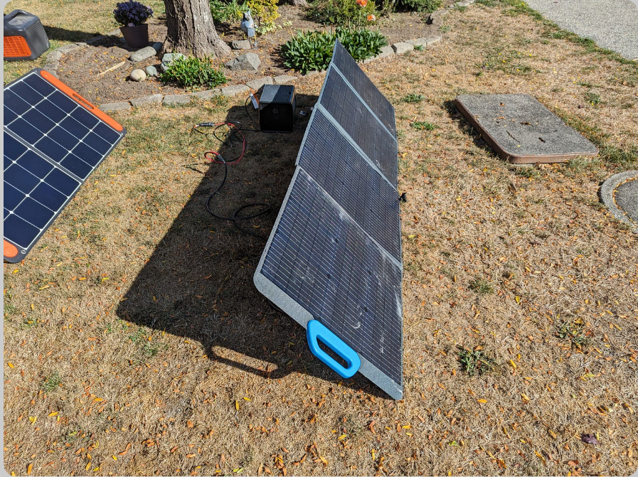 BLUETTI PV200 200W Foldable Solar Panel – Portable Solar Charger for Power Stations, RVs & Camping